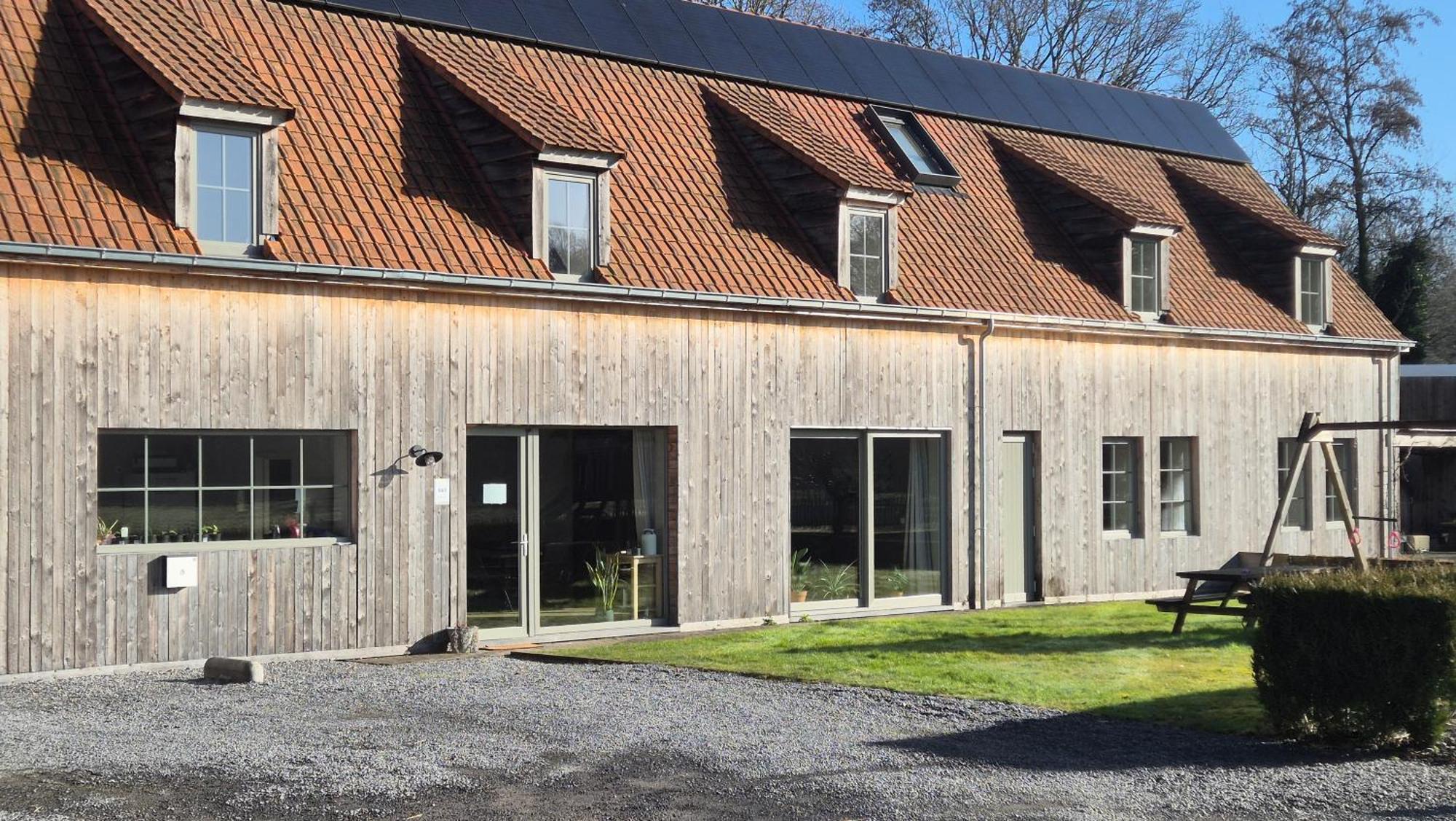 B&B De Dulle Koe Waregem Εξωτερικό φωτογραφία