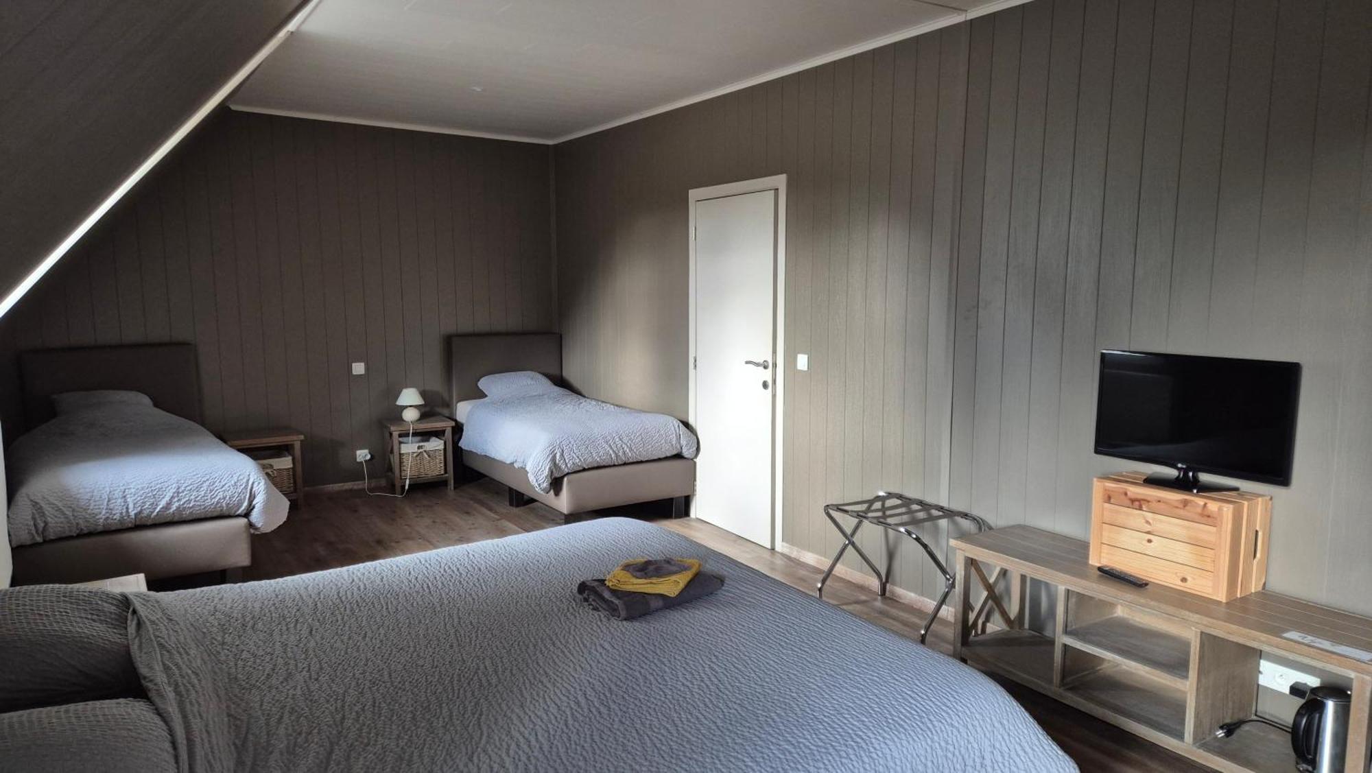 B&B De Dulle Koe Waregem Εξωτερικό φωτογραφία